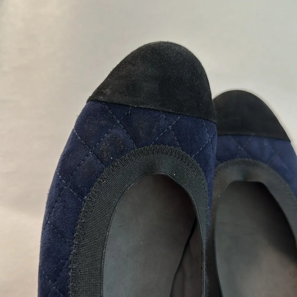 Stuart Weitzman Quilted Suede Ballet flats round toe navy black Size 7 1/2 - Picture 12 of 12